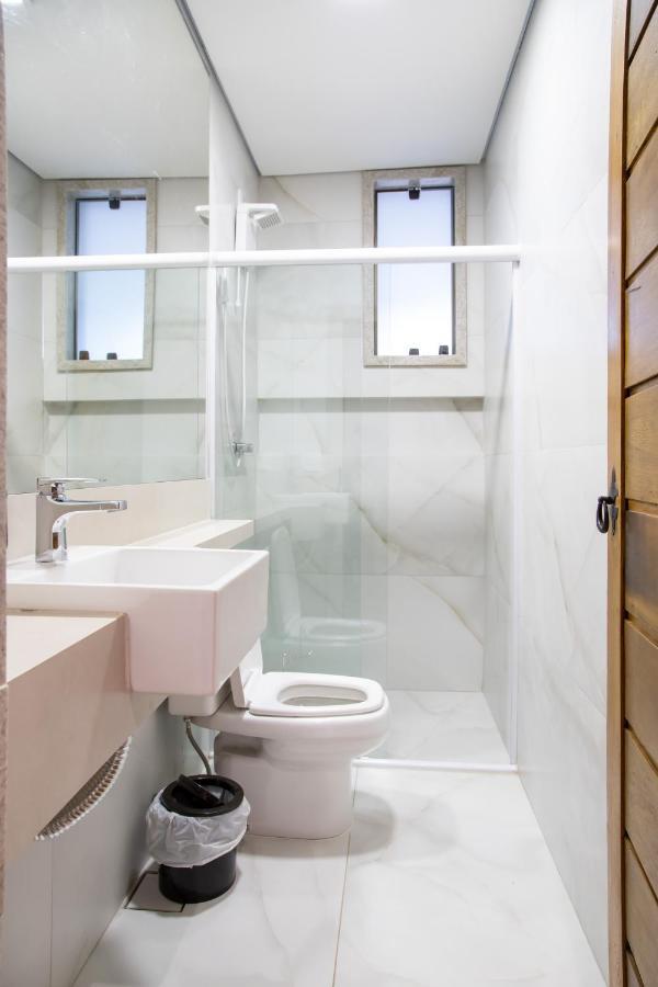 Espaco 250 - Apto Mobiliado, 3 Quartos, Sendo Uma Suite, Banheiro Social, Cozinha Completa, Sala De Estar, Ar Condicionado, Tv E Internet Tiradentes Luaran gambar