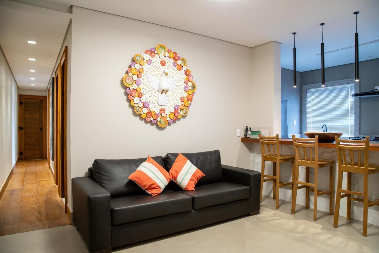 Espaco 250 - Apto Mobiliado, 3 Quartos, Sendo Uma Suite, Banheiro Social, Cozinha Completa, Sala De Estar, Ar Condicionado, Tv E Internet Tiradentes Luaran gambar