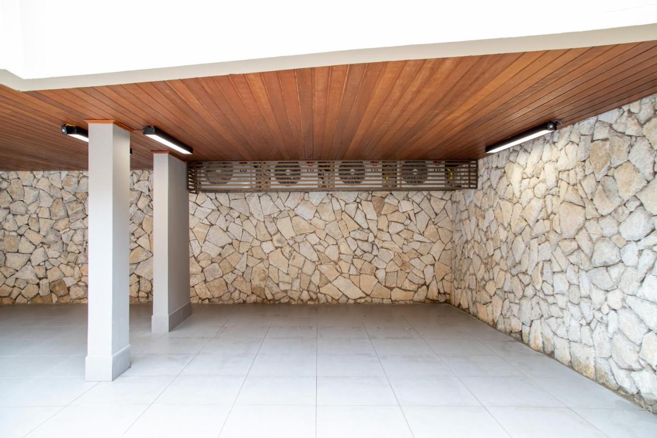 Espaco 250 - Apto Mobiliado, 3 Quartos, Sendo Uma Suite, Banheiro Social, Cozinha Completa, Sala De Estar, Ar Condicionado, Tv E Internet Tiradentes Luaran gambar